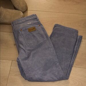 Wrangler Woman’s Light Blue Corduroy Pants 517 Fit